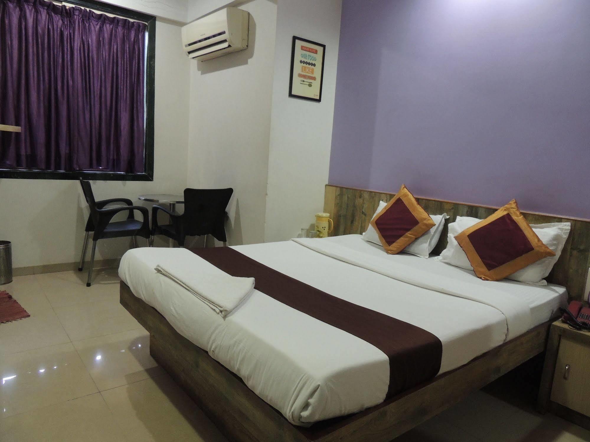 Fabhotel Galaxy Suite Bombay Exterior foto