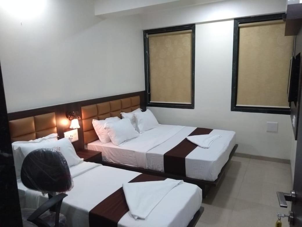 Fabhotel Galaxy Suite Bombay Exterior foto