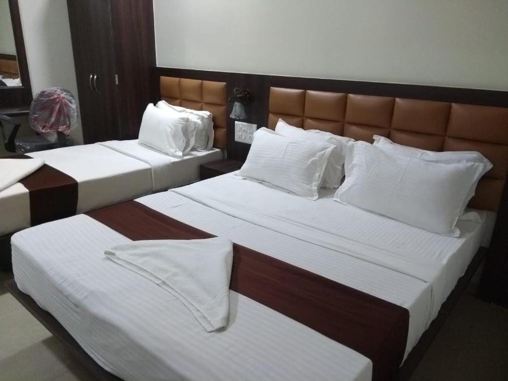 Fabhotel Galaxy Suite Bombay Exterior foto